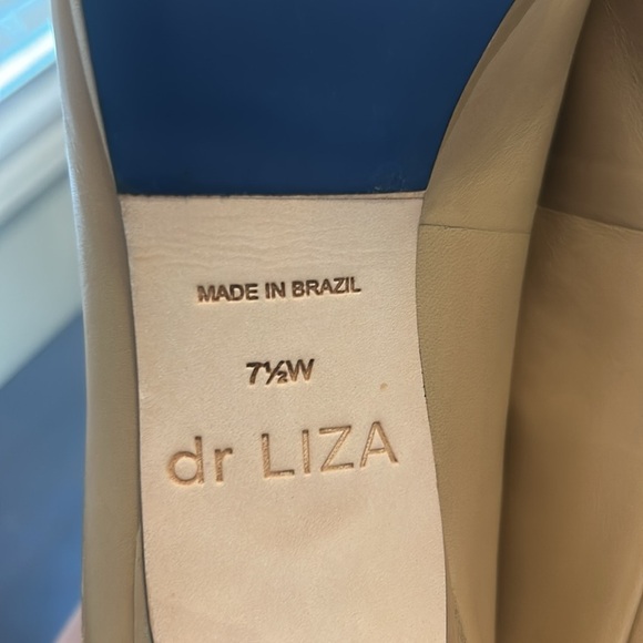 Dr LIZA Sneaker Pump Golden Sand Leather Closed Toe Heels Size 7.5 Wide - Picture 12 of 15